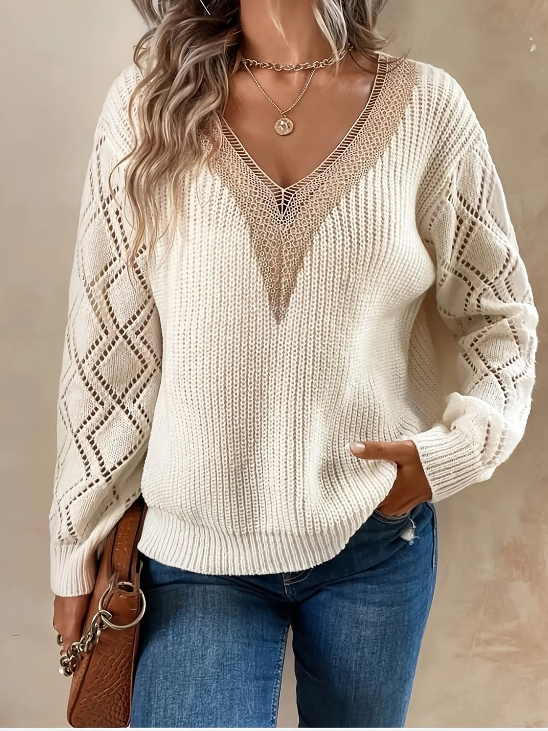 Elvira | Pull élégant avec détails en dentelle